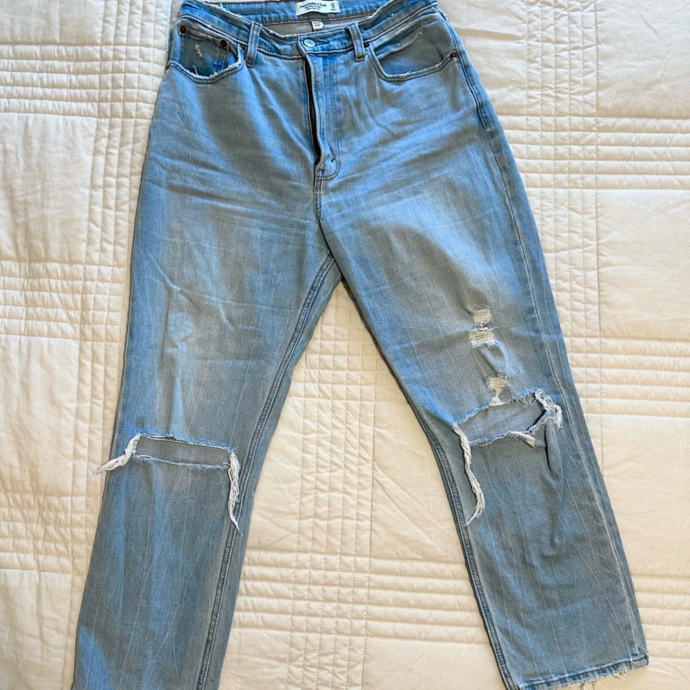 Abercrombie & Fitch Curve Love Ankle Straight Jeans